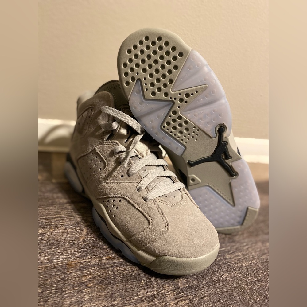 Jordan’s Brand New Never Worn . Just Came Out Jordan Retro 6s